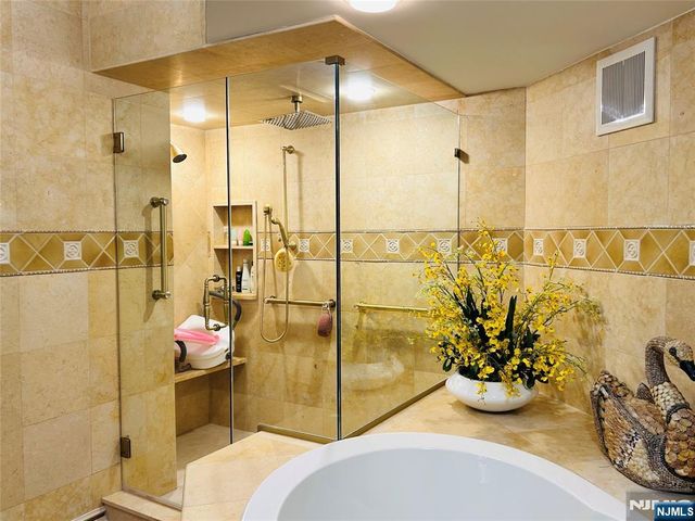 1512 Palisade Avenue 10P, Fort Lee, NJ 07024