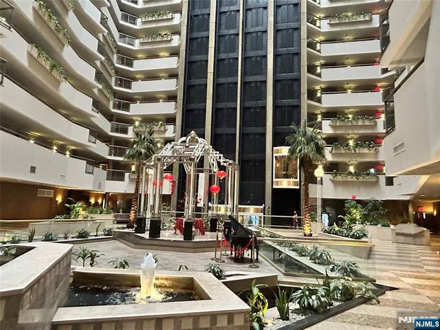 1512 Palisade Avenue 10P, Fort Lee, NJ 07024