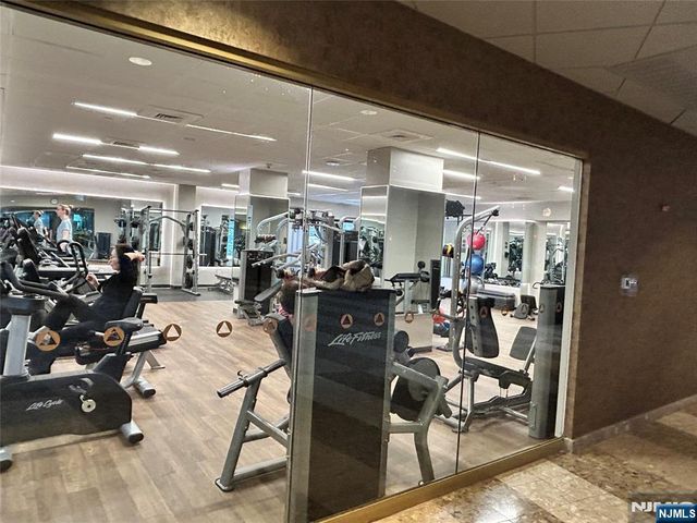 1512 Palisade Avenue 10P, Fort Lee, NJ 07024