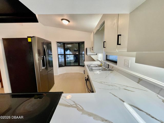 154 Woodbridge Circle S, Daytona Beach, FL 32119