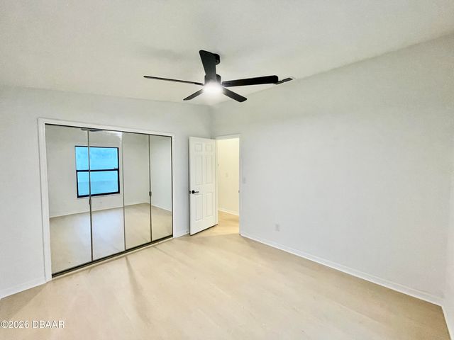 154 Woodbridge Circle S, Daytona Beach, FL 32119