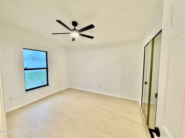 154 Woodbridge Circle S, Daytona Beach, FL 32119