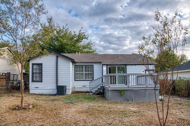 3462 W Gambrell Street, Fort Worth, TX 76133