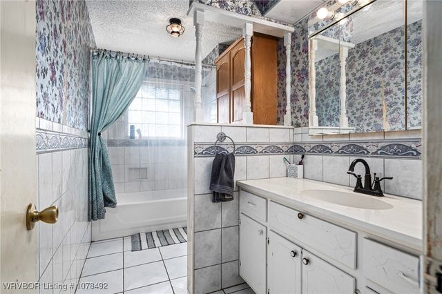 629 Canterbury Drive, Alma, AR 72921