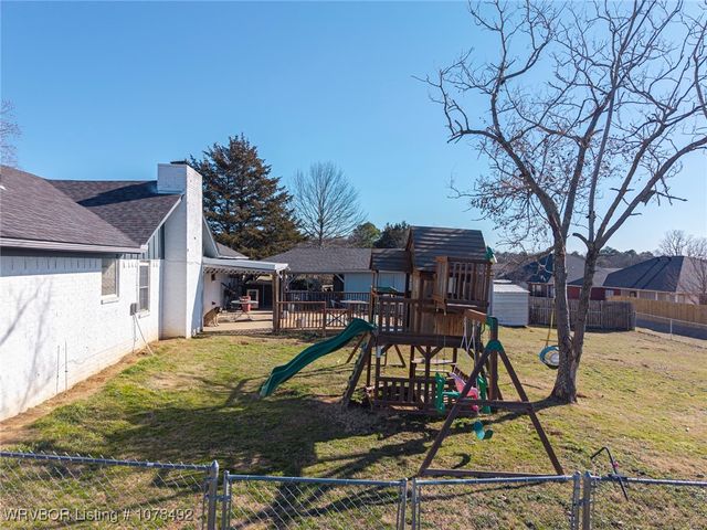629 Canterbury Drive, Alma, AR 72921