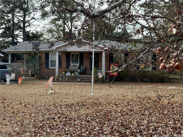 3220 Periwinkle Drive, Fayetteville, NC 28306