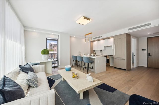 38-20 Parsons Boulevard 413, Flushing, NY 11354