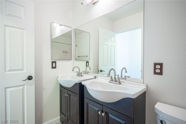 7660 Catalina Harbor Street, Las Vegas, NV 89131