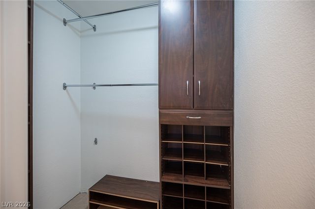 7660 Catalina Harbor Street, Las Vegas, NV 89131