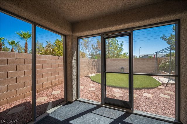 7660 Catalina Harbor Street, Las Vegas, NV 89131