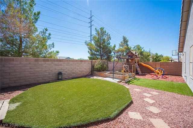 7660 Catalina Harbor Street, Las Vegas, NV 89131