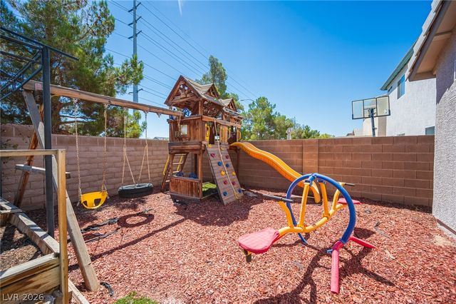 7660 Catalina Harbor Street, Las Vegas, NV 89131
