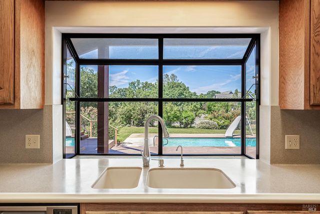 6535 Highland Springs Rd, Lakeport, CA 95453