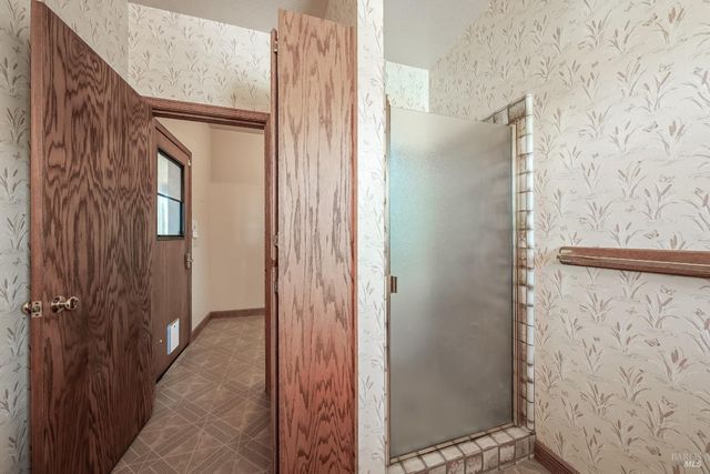 6535 Highland Springs Rd, Lakeport, CA 95453