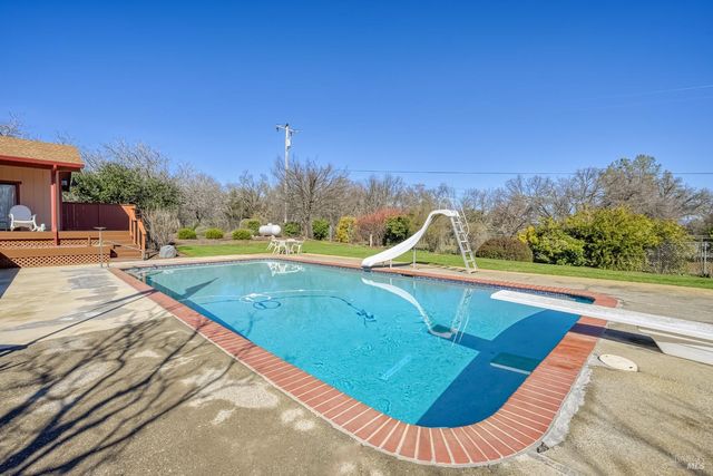 6535 Highland Springs Rd, Lakeport, CA 95453