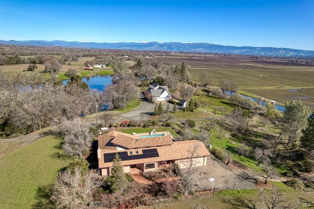 6535 Highland Springs Rd, Lakeport, CA 95453