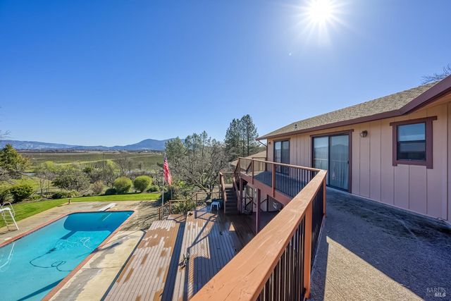 6535 Highland Springs Rd, Lakeport, CA 95453