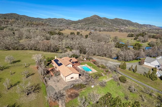 6535 Highland Springs Rd, Lakeport, CA 95453