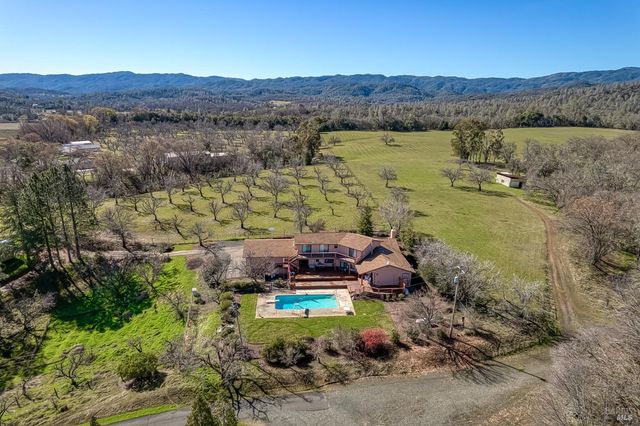 6535 Highland Springs Rd, Lakeport, CA 95453