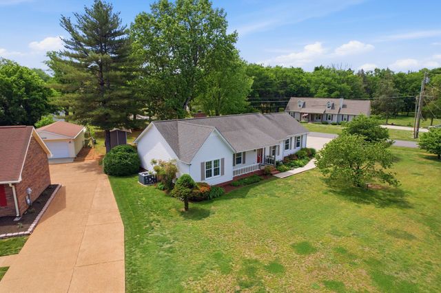 409 Ridgetop Dr, Smyrna, TN 37167