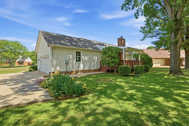 409 Ridgetop Dr, Smyrna, TN 37167