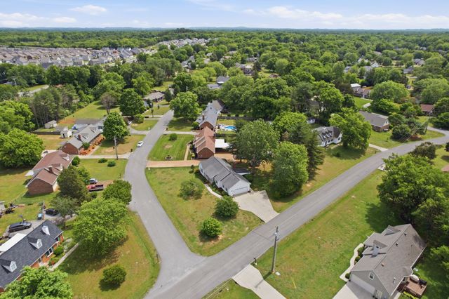 409 Ridgetop Dr, Smyrna, TN 37167