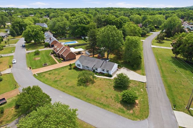 409 Ridgetop Dr, Smyrna, TN 37167