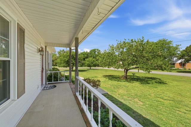 409 Ridgetop Dr, Smyrna, TN 37167