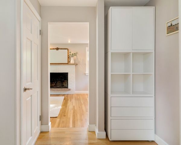 13 Norma Rd, Bedford, MA 01730