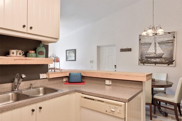 322 VILLA Circle 322, Boynton Beach, FL 33435