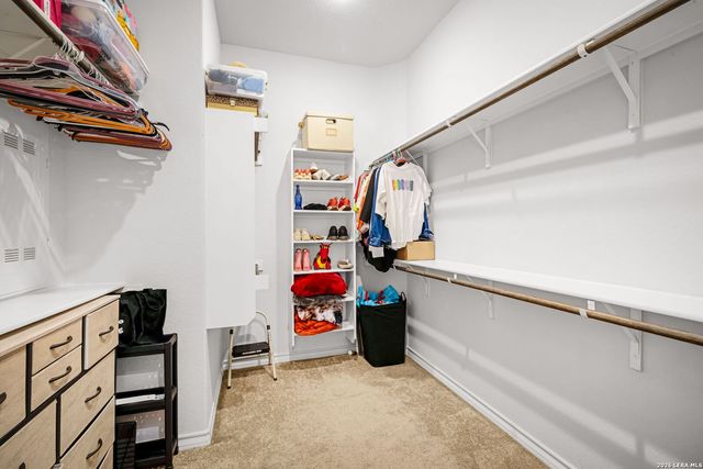 4915 HUNTERS CV, St Hedwig, TX 78152
