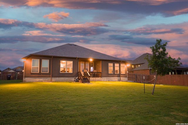 4915 HUNTERS CV, St Hedwig, TX 78152