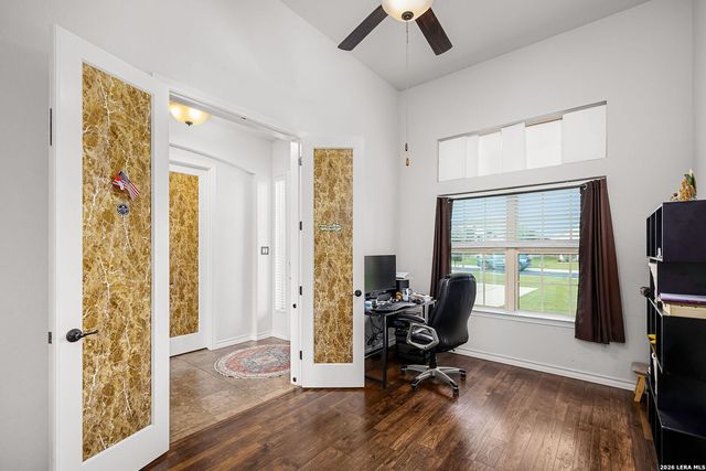 4915 HUNTERS CV, St Hedwig, TX 78152