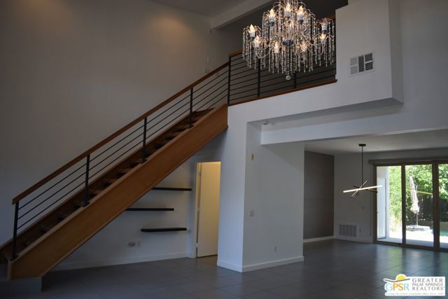 938 Oceo Circle, Palm Springs, CA 92264