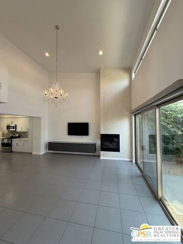 938 Oceo Circle, Palm Springs, CA 92264