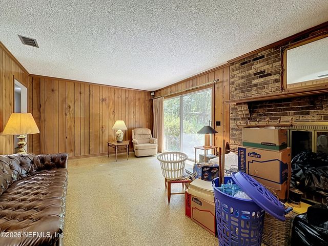 7980 QUAIL COVE Lane, Jacksonville, FL 32244
