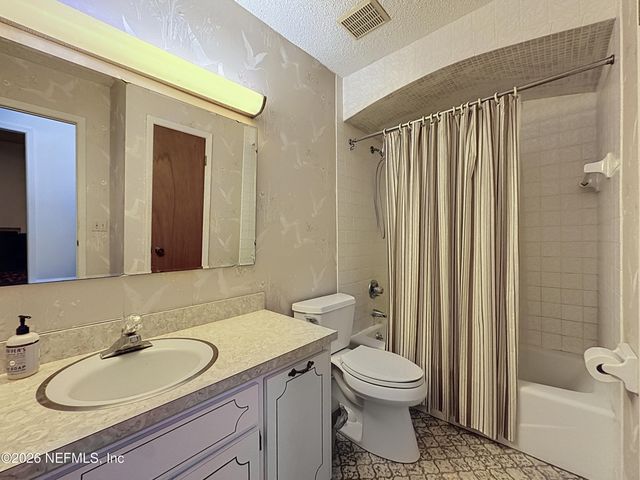 7980 QUAIL COVE Lane, Jacksonville, FL 32244