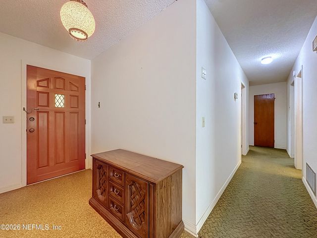 7980 QUAIL COVE Lane, Jacksonville, FL 32244