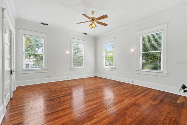 501 W EUCLID AVENUE, Tampa, FL 33602