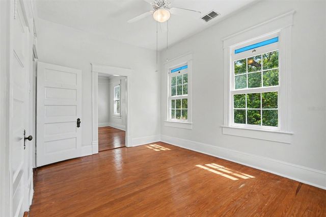 501 W EUCLID AVENUE, Tampa, FL 33602