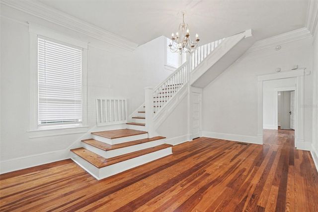 501 W EUCLID AVENUE, Tampa, FL 33602