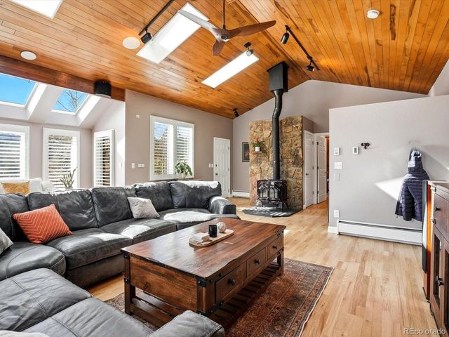 8550 S Mariposa Dr, Morrison, CO 80465