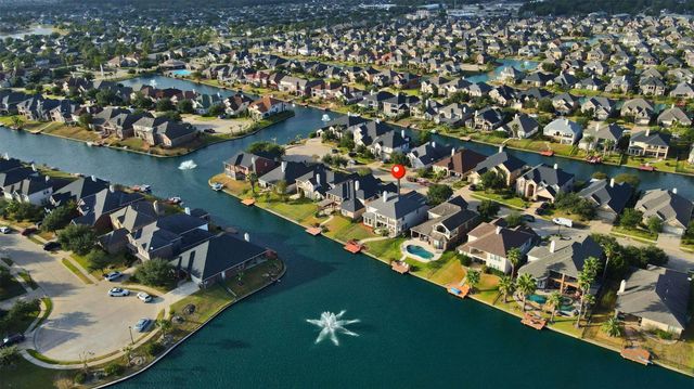 17915 Avalon Point Court, Cypress, TX 77429