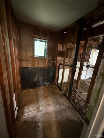 10517 Lord Drive, Unincorporated, MO 63136