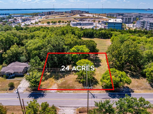 1918 Chiesa Road, Rowlett, TX 75088