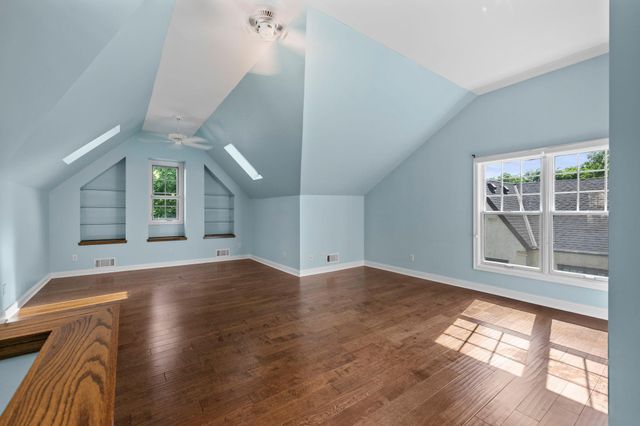 2708 Victory Memorial Drive, Minneapolis, MN 55412