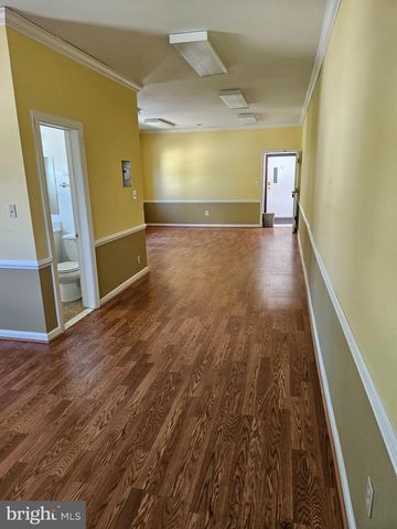 5852 WASHINGTON BLVD, Arlington, VA 22205