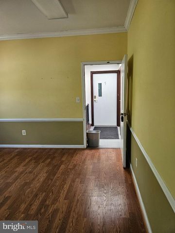 5852 WASHINGTON BLVD, Arlington, VA 22205