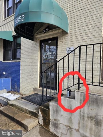 5852 WASHINGTON BLVD, Arlington, VA 22205