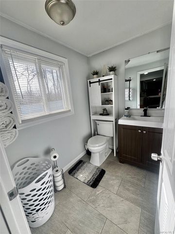 6 VICTORIA Place, Mastic Beach, NY 11951